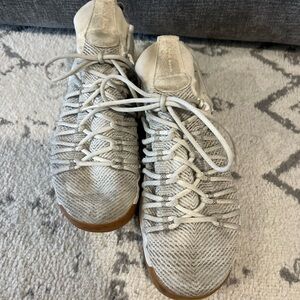 Men’s Nike Basketball shoes